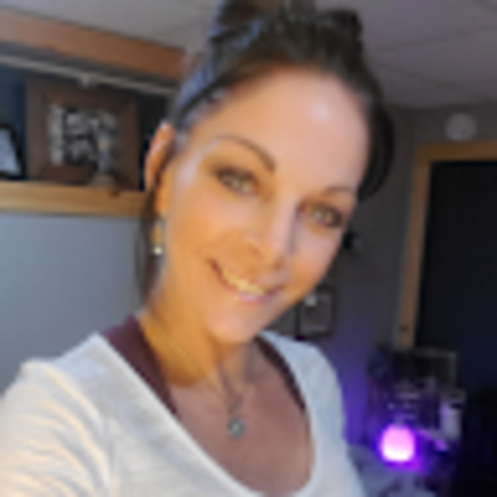 Meet your Posher, Jeanine